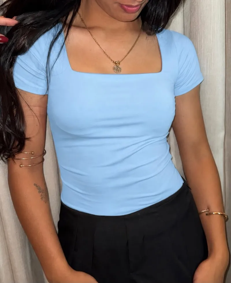 BABY LOOK BELLA — Azul Bebê